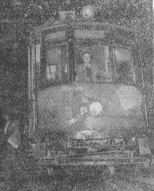 El último tranvía de Montevideo a su llegada a Belvedere - Foto:  El Diario